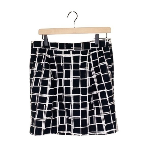 GAP Dresses & Skirts - GAP Vintage Checkered Black & White Mini Skirt Retro Size 6